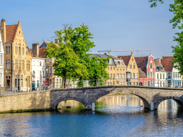 DMC in Belgium offering tours through Bruges’ charming waterways and architecture