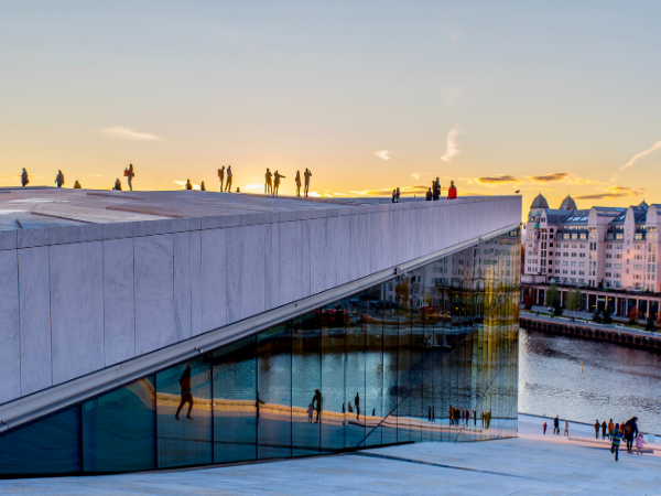 DMC in Norway – Adventure travel showcasing Norway’s stunning natural beauty.
