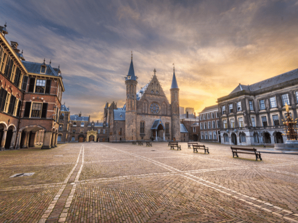 Binnenhof in The Hague at sunset arranged by a leading DMC in Netherlands