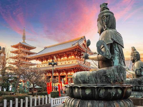 Exclusive cultural programs with DMC Japan – corporate group visits to historic Tokyo temples